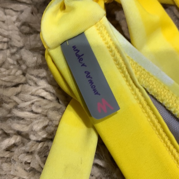 EUC Under Armour medium bikini top only - Picture 6 of 7